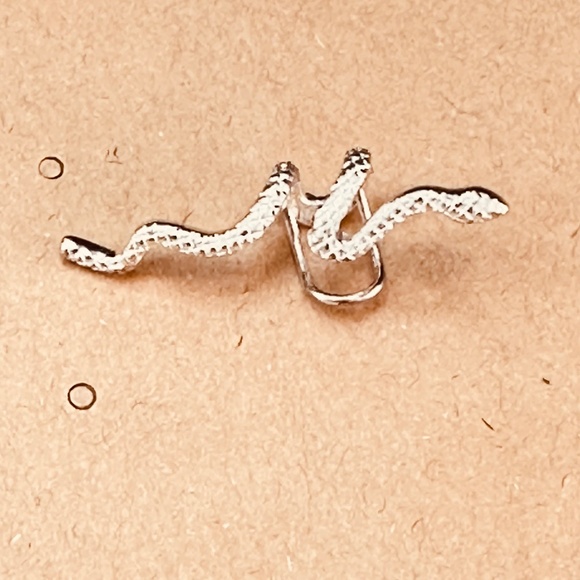 Silver Tone Snake Ear Cuff Snake is Textured & Looks to be Crawling up Ear - Picture 5 of 10